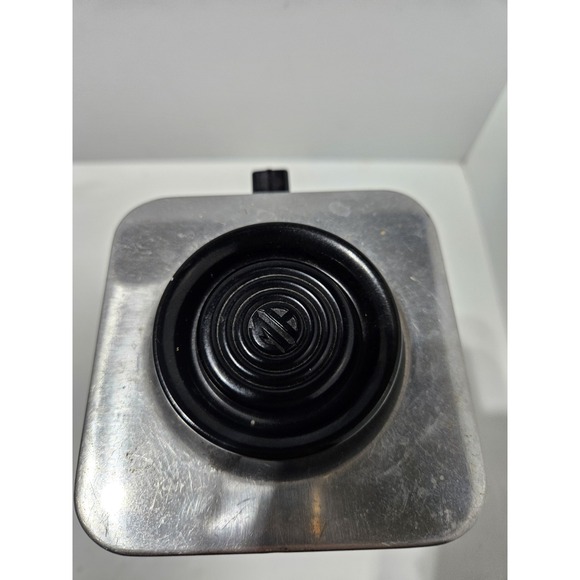 Vintage Vita Mix Vitamatic 500 Stainless Steel Pitcher w/ Lid - Picture 9 of 16